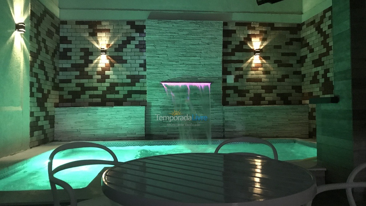 Casa para alquiler de vacaciones em Arraial do Cabo (Praia Grande)