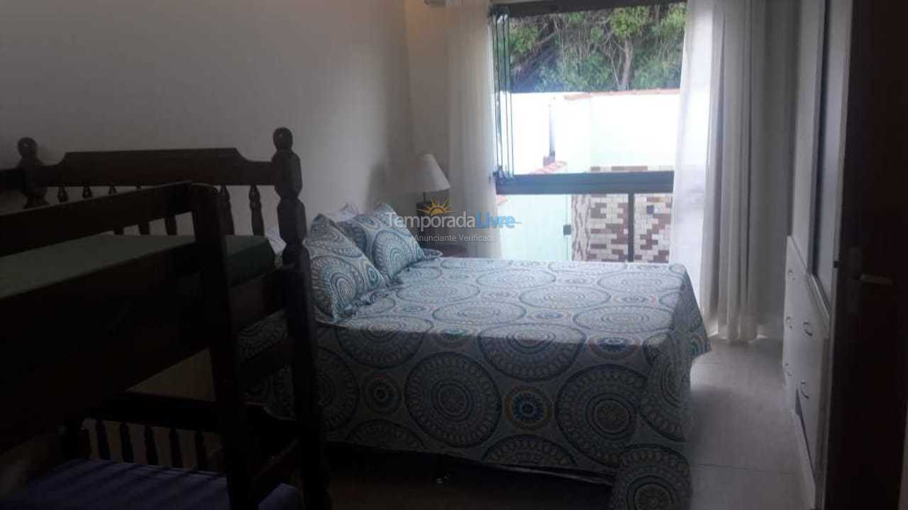 Casa para alquiler de vacaciones em Arraial do Cabo (Praia Grande)