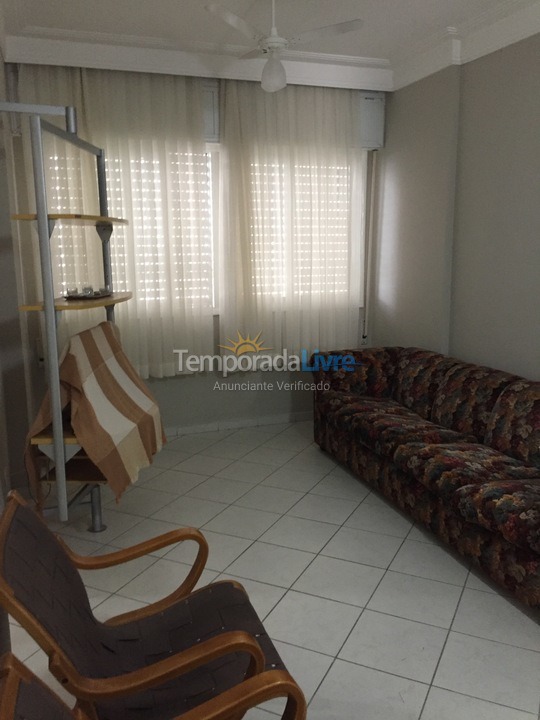 Apartamento para aluguel de temporada em Guarujá (Pitangueiras)