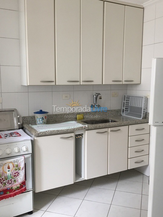 Apartamento para aluguel de temporada em Guarujá (Pitangueiras)