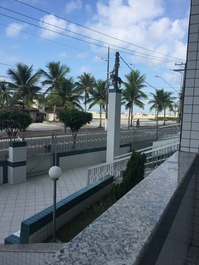 Apartment all renovated all new sea view close to everything.