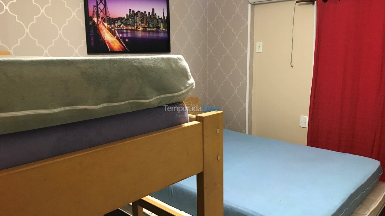 Apartamento para aluguel de temporada em Itapema (Centro)