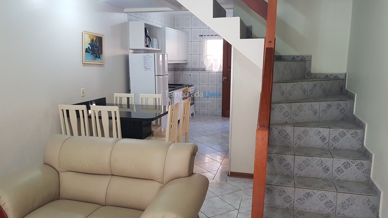 Apartment for vacation rental in Bombinhas (Praia de Bombinhas)