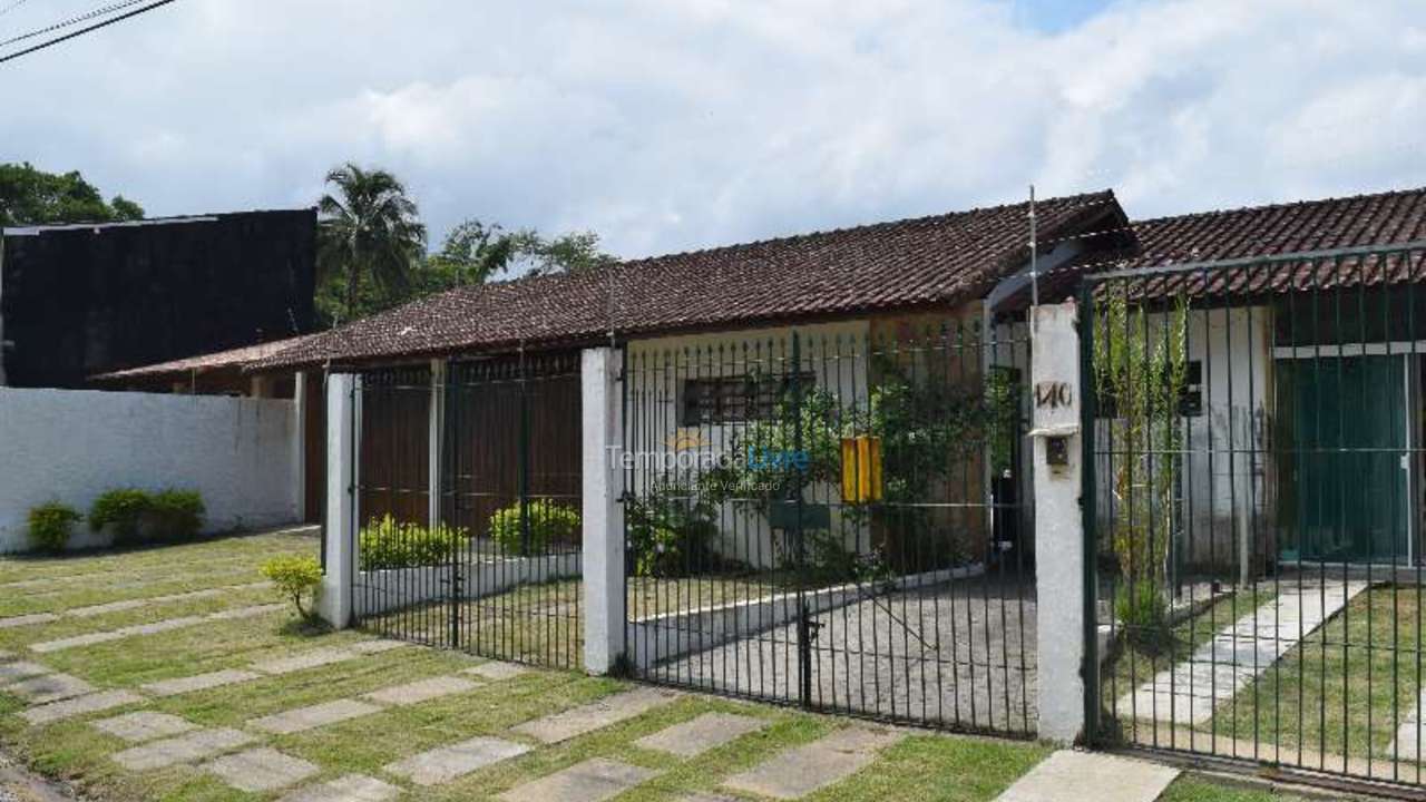 Casa para aluguel de temporada em Ubatuba (Maranduba)