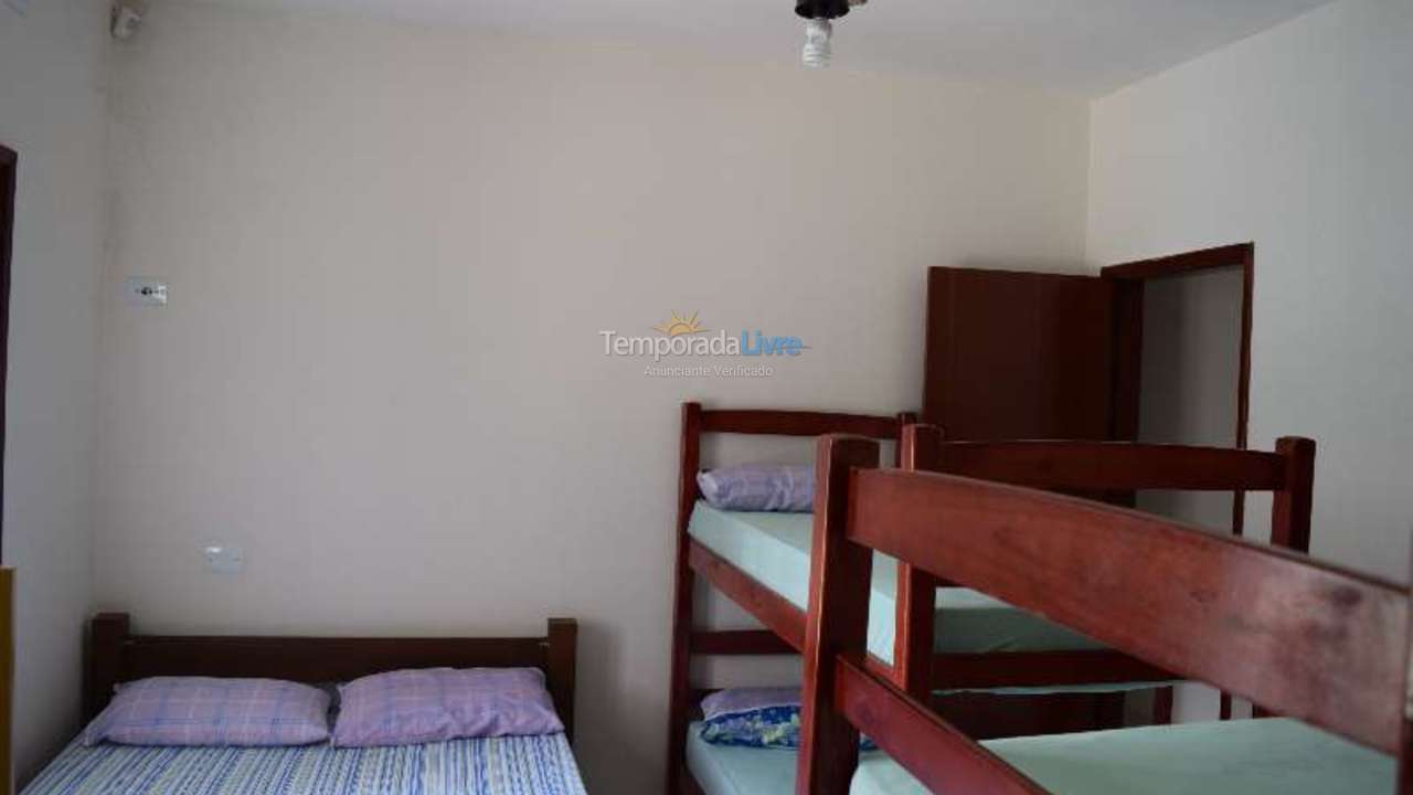 Casa para aluguel de temporada em Ubatuba (Maranduba)