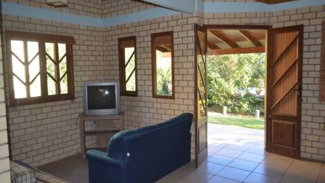 Casa con piscina para 8 personas en Praia do Rosa