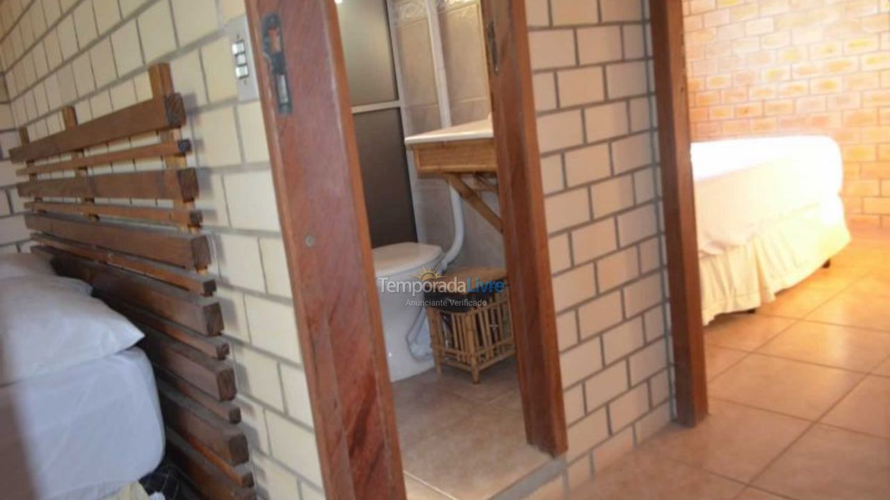 Casa para alquiler de vacaciones em Imbituba (Praia do Rosa)