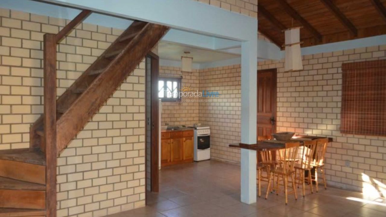 Casa para alquiler de vacaciones em Imbituba (Praia do Rosa)
