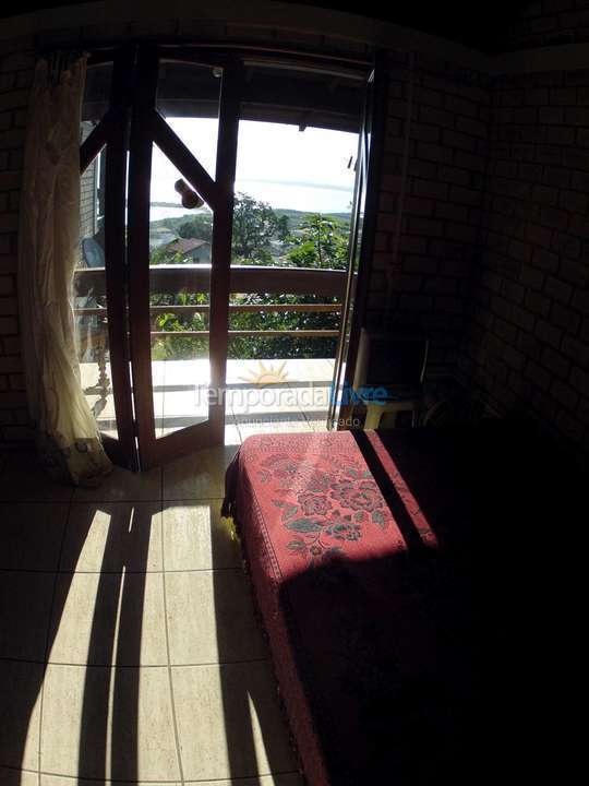 Casa para alquiler de vacaciones em Garopaba (Praia da Ferrugem)