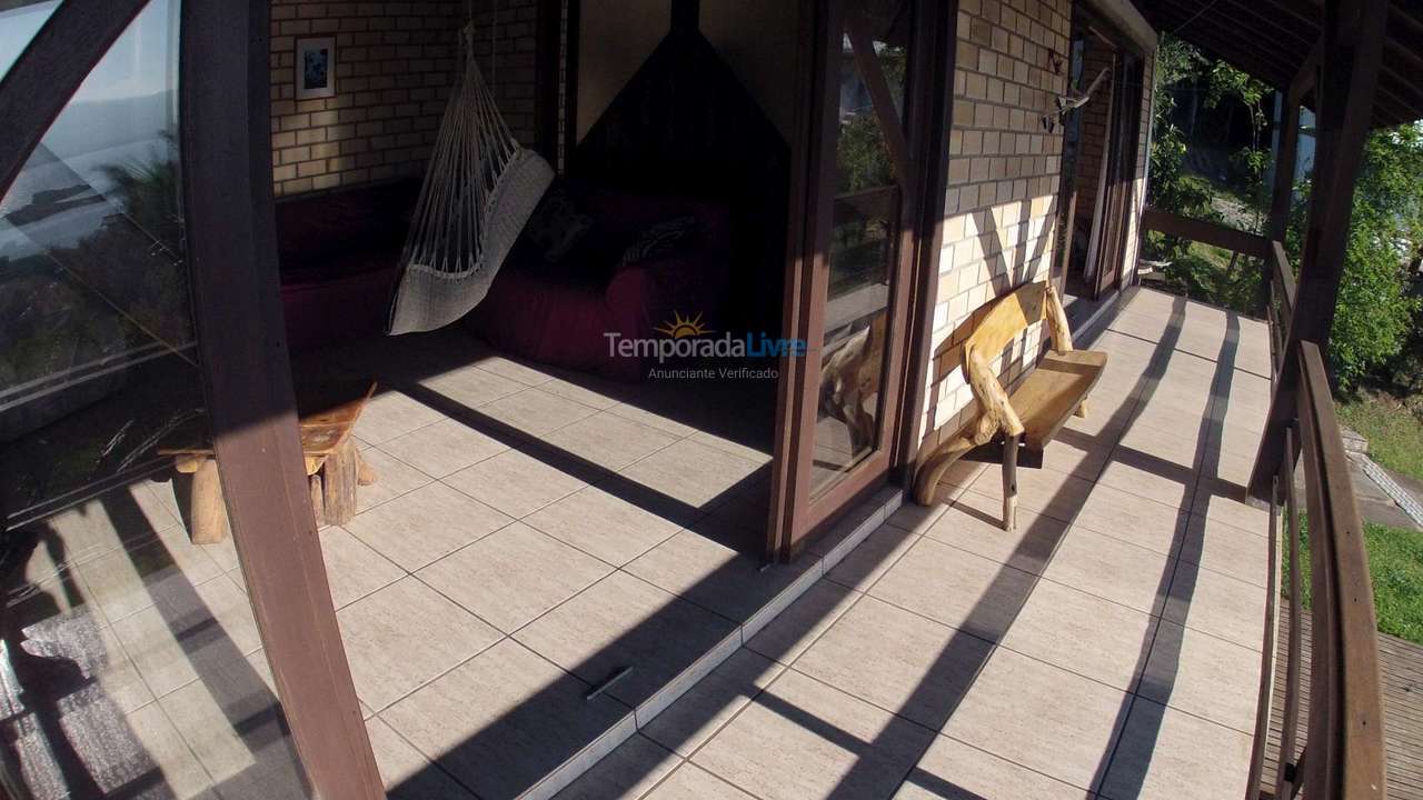 Casa para alquiler de vacaciones em Garopaba (Praia da Ferrugem)