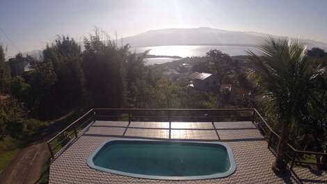 Casa con piscina para 12 personas en Praia da Ferrugem