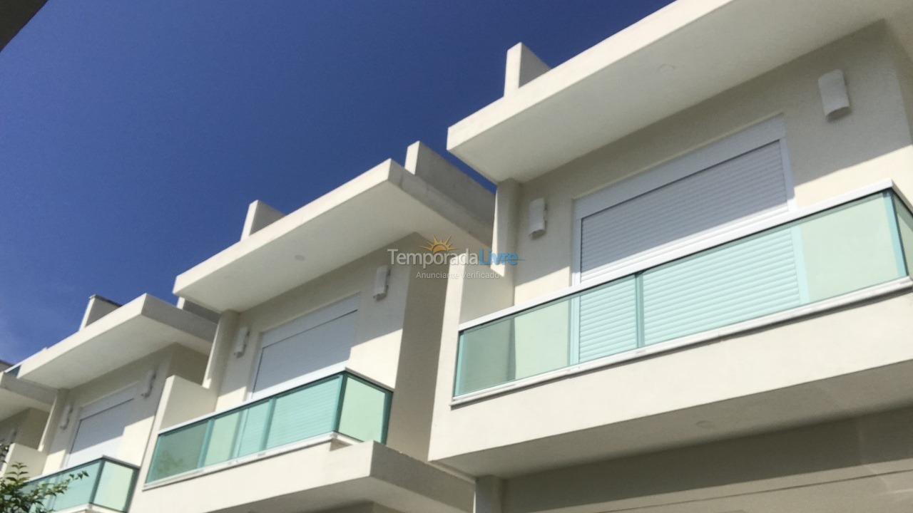 Casa para aluguel de temporada em São Sebastião (Juquehy)