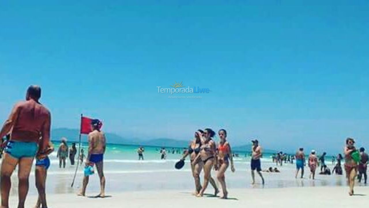 Apartamento para alquiler de vacaciones em Cabo Frio (Praia do Forte)