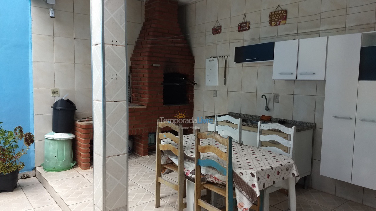 Casa para aluguel de temporada em Itanhaém (Bopiranga)