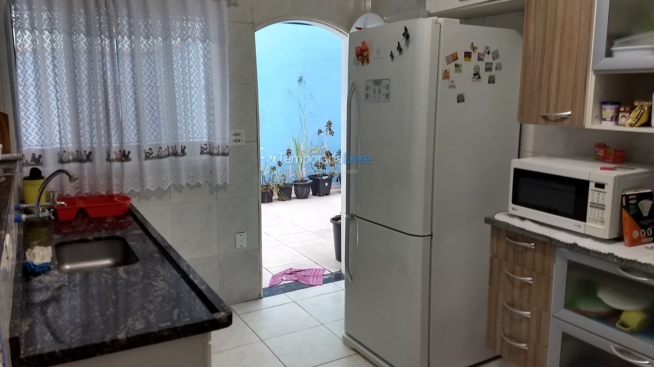 Casa para aluguel de temporada em Itanhaém (Bopiranga)