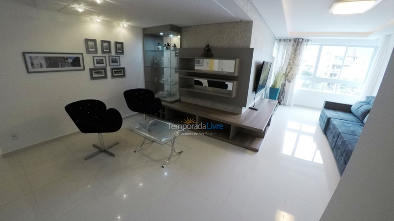 Apartamento para aluguel de temporada em Bombinhas (Praia de Bombas)