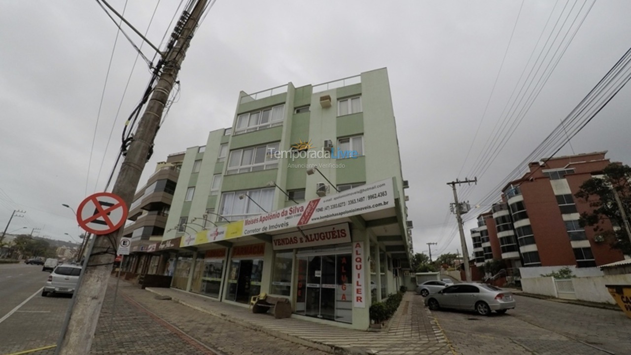 Apartamento para aluguel de temporada em Bombinhas (Praia de Bombas)