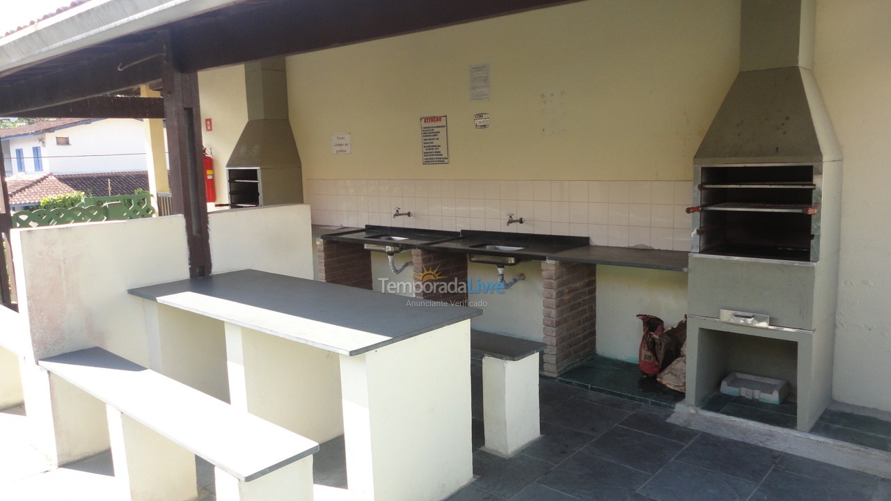 Apartamento para aluguel de temporada em Ubatuba (Maranduba)