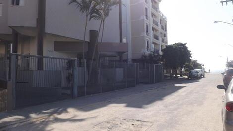 Apartment in the court of the sea.