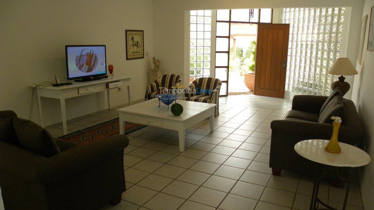 Casa para aluguel de temporada em Florianópolis (Praia Brava)