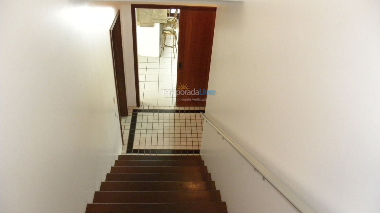 Casa para aluguel de temporada em Florianópolis (Praia Brava)