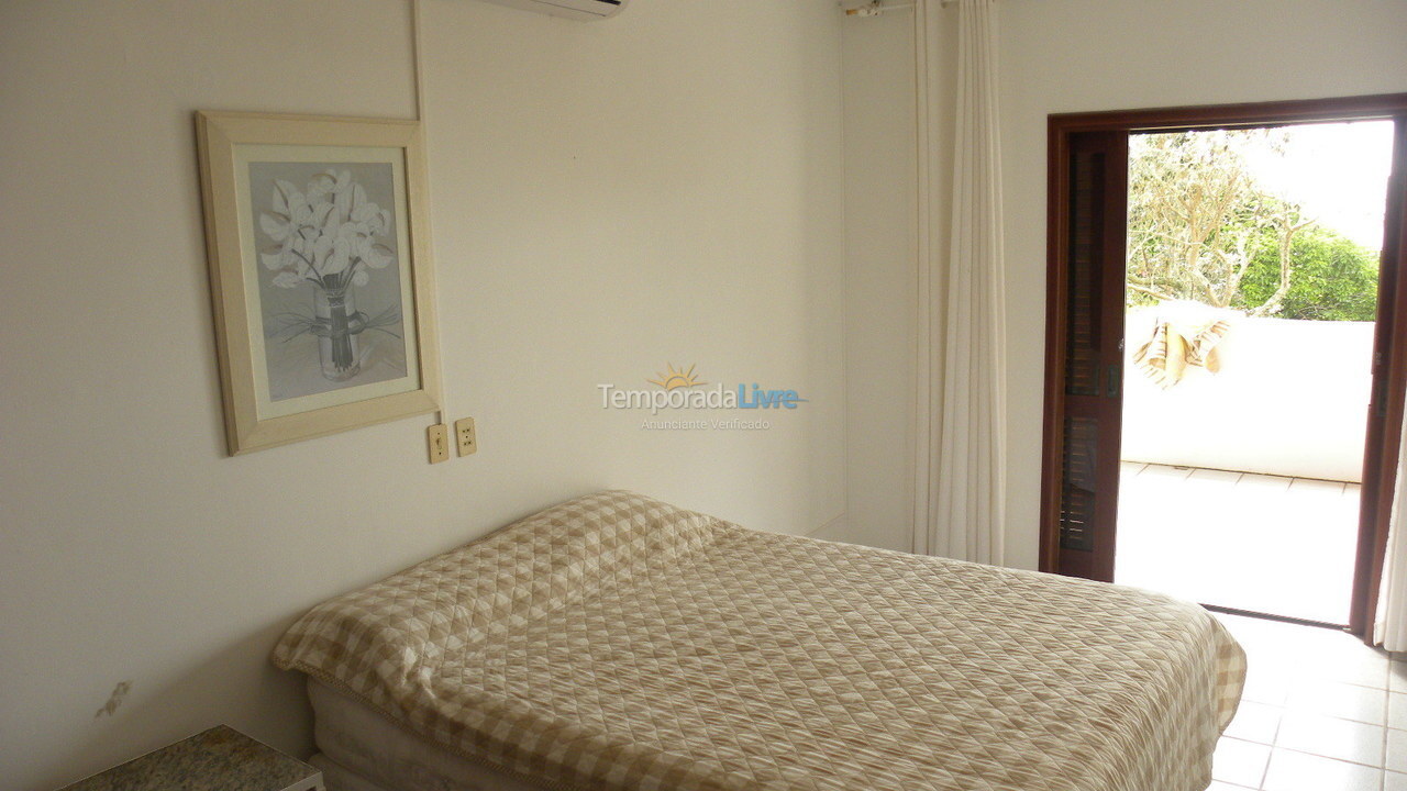 Casa para aluguel de temporada em Florianópolis (Praia Brava)