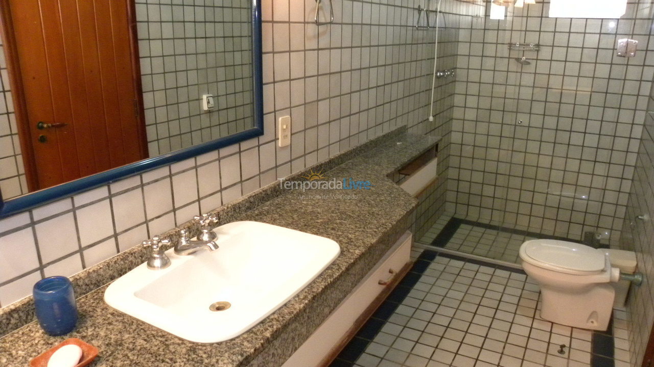 Casa para aluguel de temporada em Florianópolis (Praia Brava)