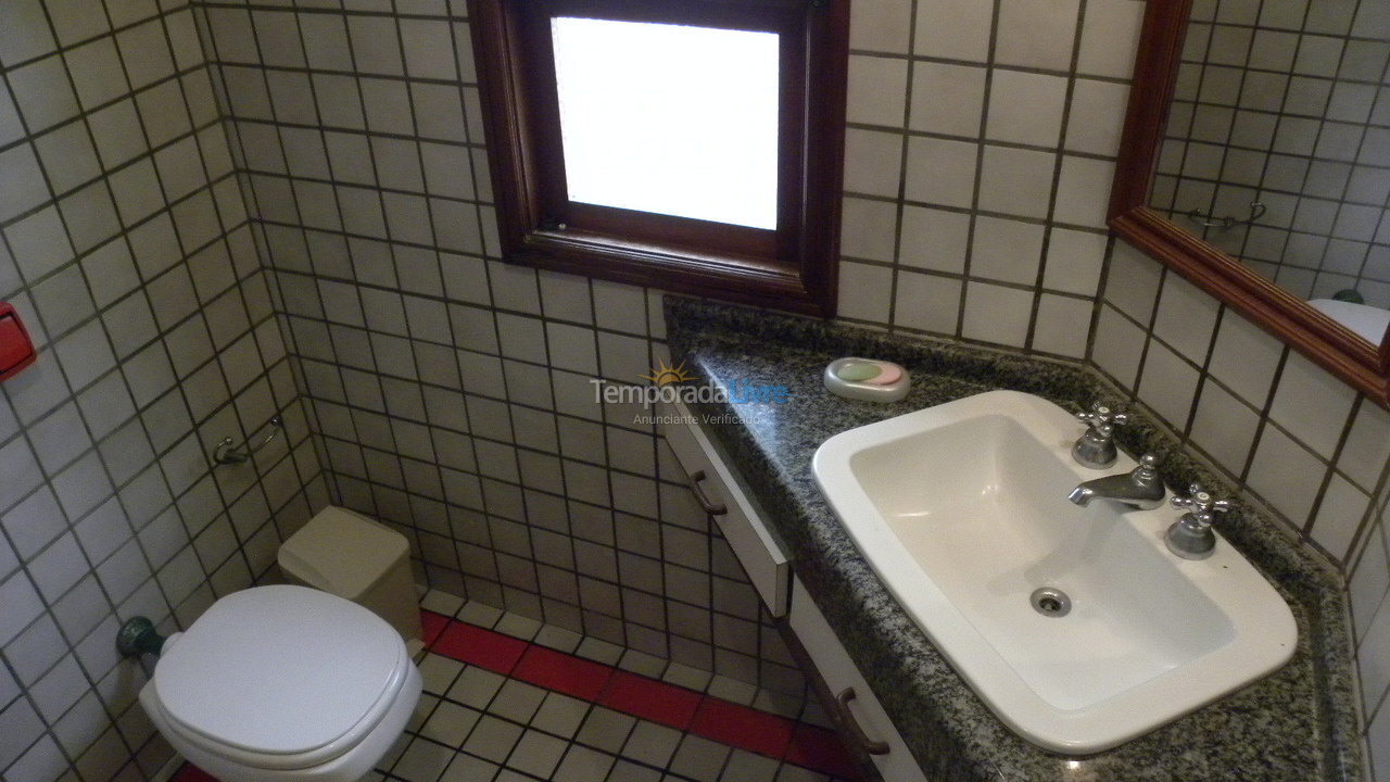 Casa para aluguel de temporada em Florianópolis (Praia Brava)