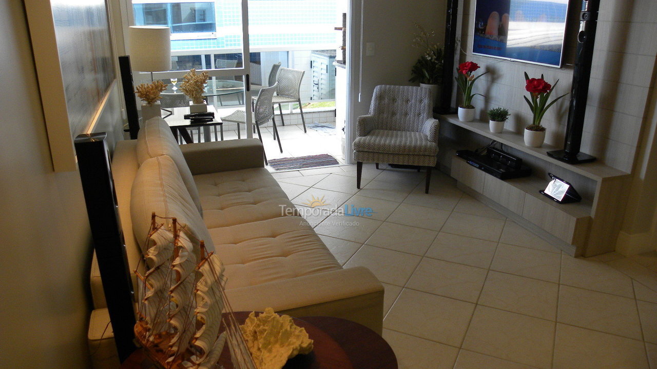 Apartamento para aluguel de temporada em Florianópolis (Praia Brava)