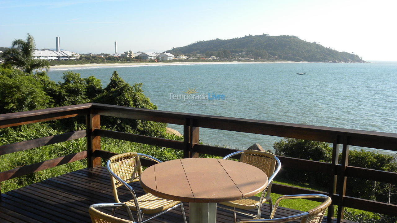 Casa para aluguel de temporada em Florianópolis (Lagoinha)