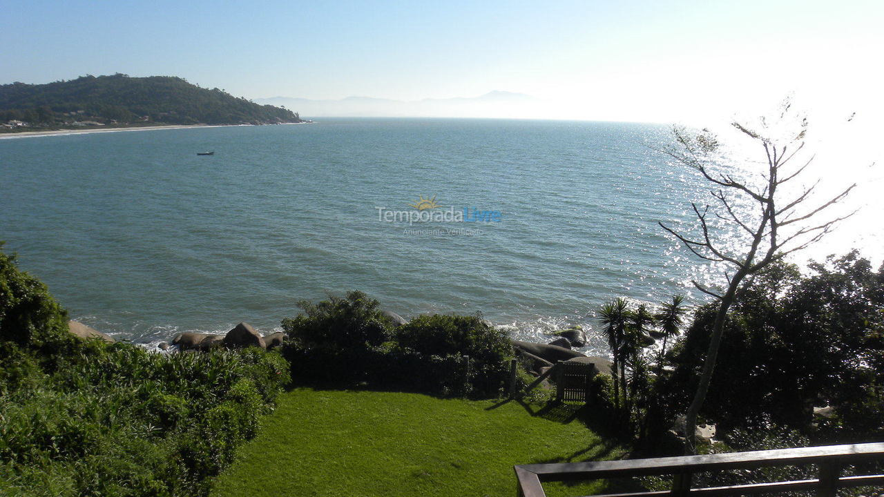 Casa para aluguel de temporada em Florianópolis (Lagoinha)