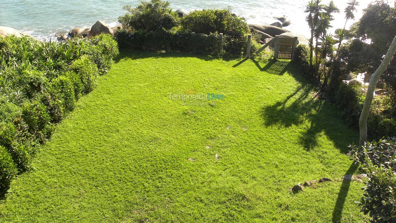 Casa para aluguel de temporada em Florianópolis (Lagoinha)