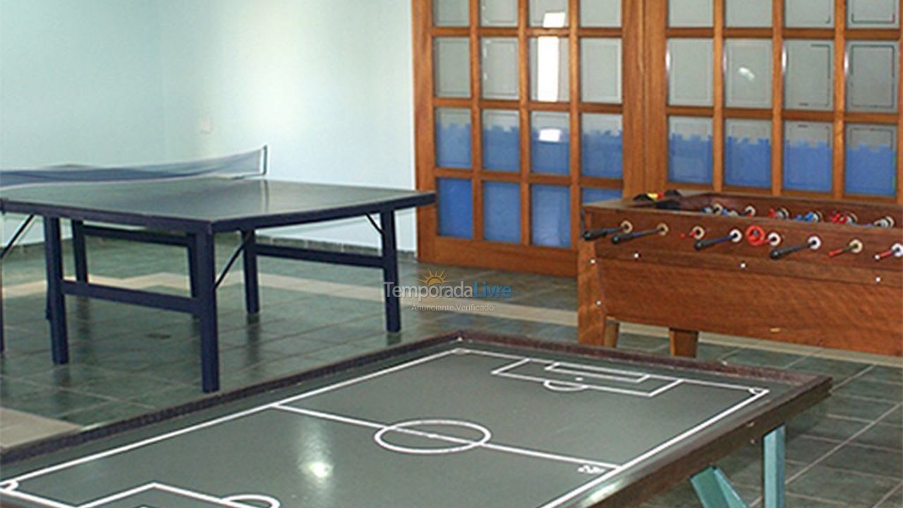 Apartamento para aluguel de temporada em Guarujá (Pitangueiras)