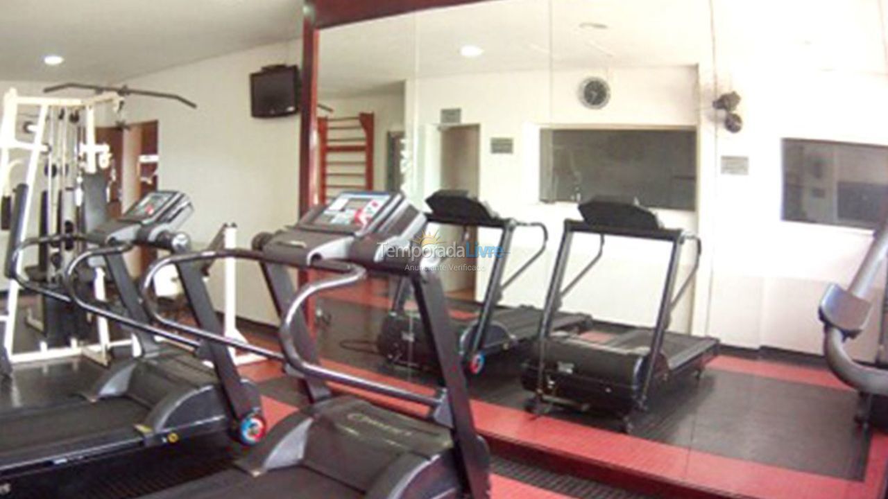 Apartamento para aluguel de temporada em Guarujá (Pitangueiras)