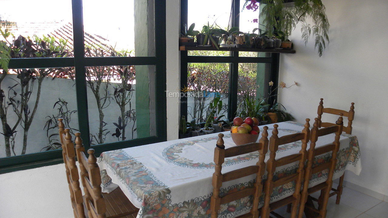 Casa para aluguel de temporada em Florianópolis (Ponta das Canas)
