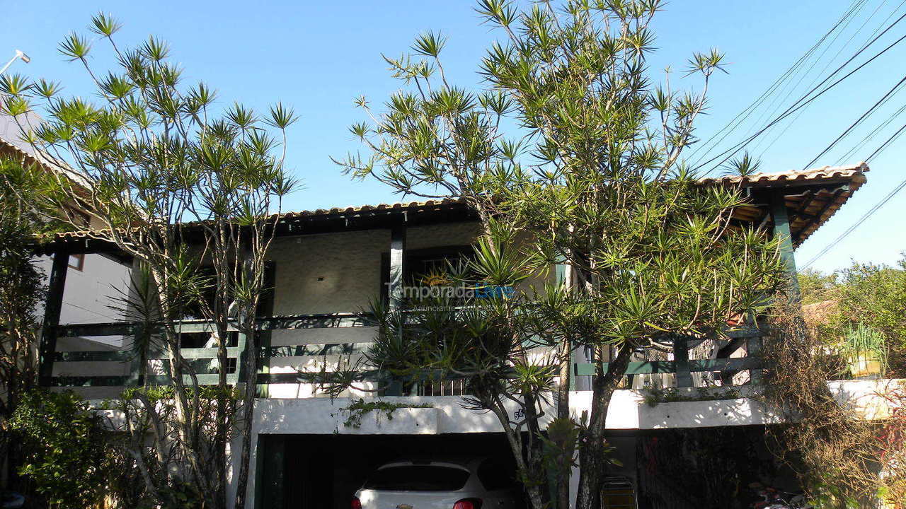 Casa para aluguel de temporada em Florianópolis (Ponta das Canas)