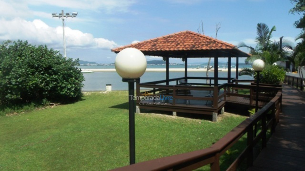 Apartment for vacation rental in Florianópolis (Ponta das Canas)