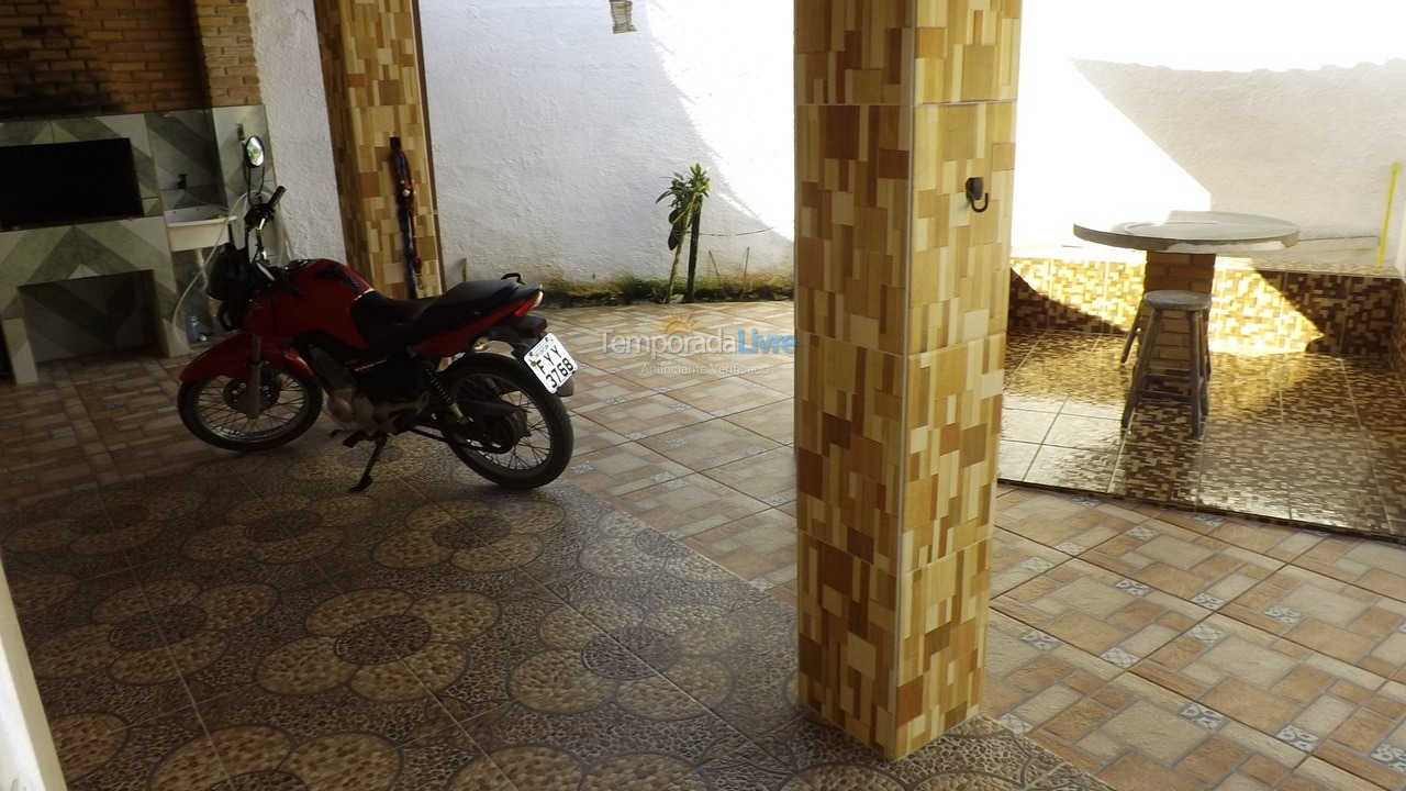 Casa para aluguel de temporada em Ubatuba (Pereque Açu)