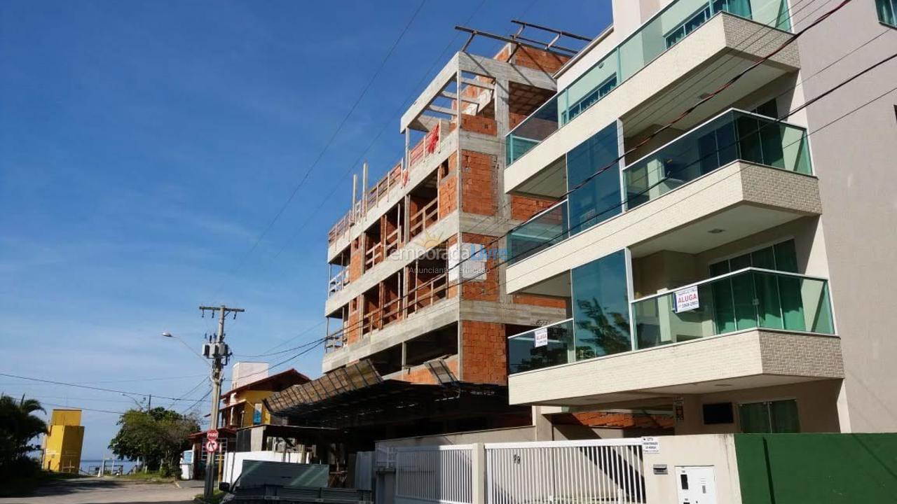 Apartamento para aluguel de temporada em Bombinhas (Praia de Quatro Ilhas)