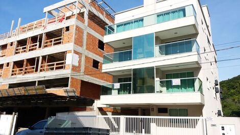 Cobertura de 1 dormitório em 4ilhas