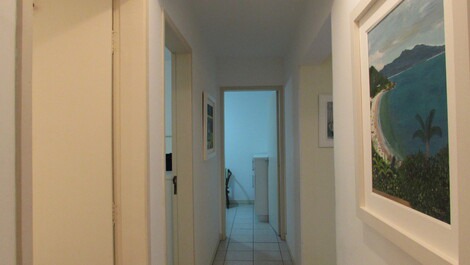 corredor para os quartos