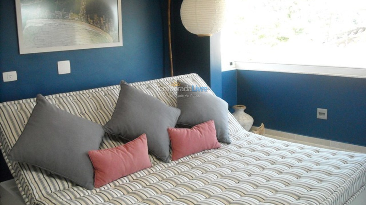 House for vacation rental in São Sebastião (Praia da Baleia)