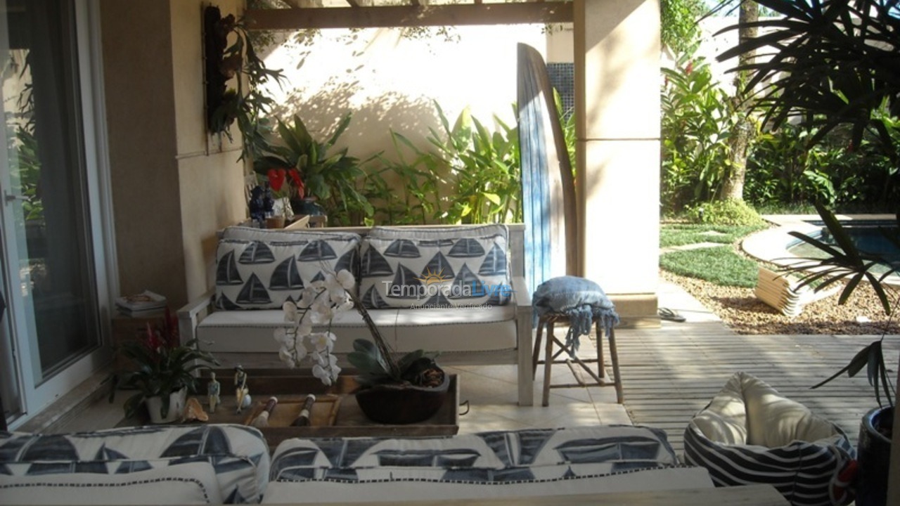 House for vacation rental in São Sebastião (Praia da Baleia)