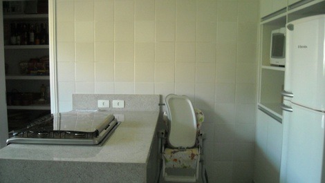 Beautiful and luxurious house in Praia da Baleia for rent