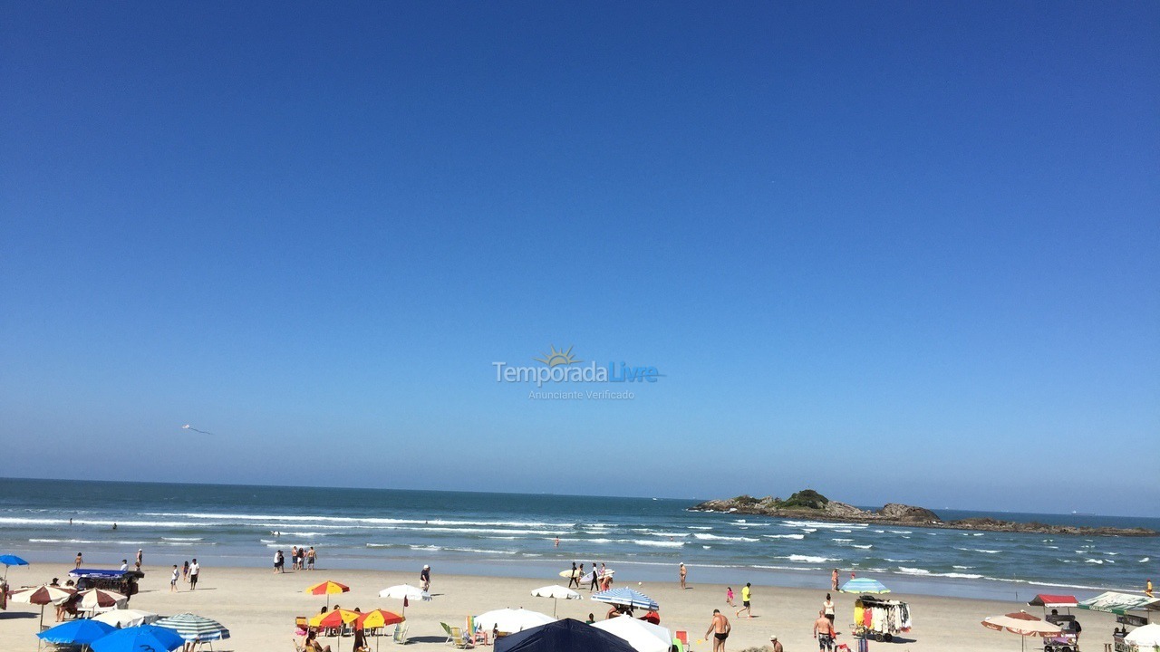 Apartamento para aluguel de temporada em Guarujá (Pitangueiras)