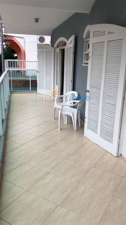 Casa para aluguel de temporada em Balneário Camboriú (Praia Central)