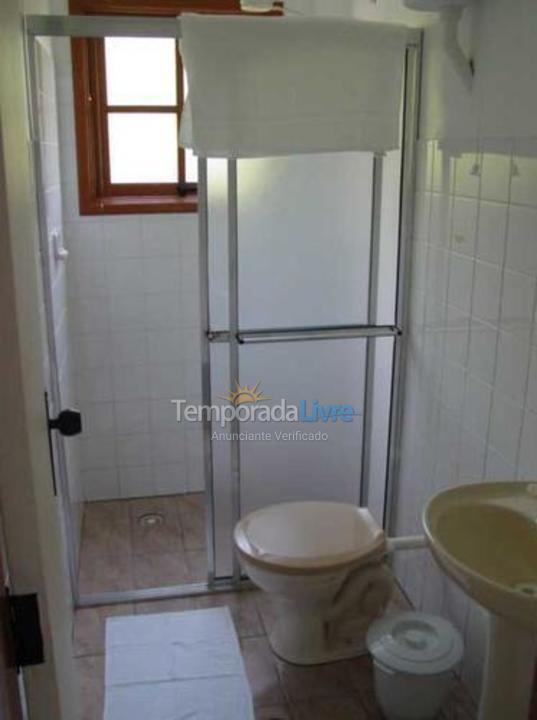 Apartment for vacation rental in Ubatuba (Enseada)