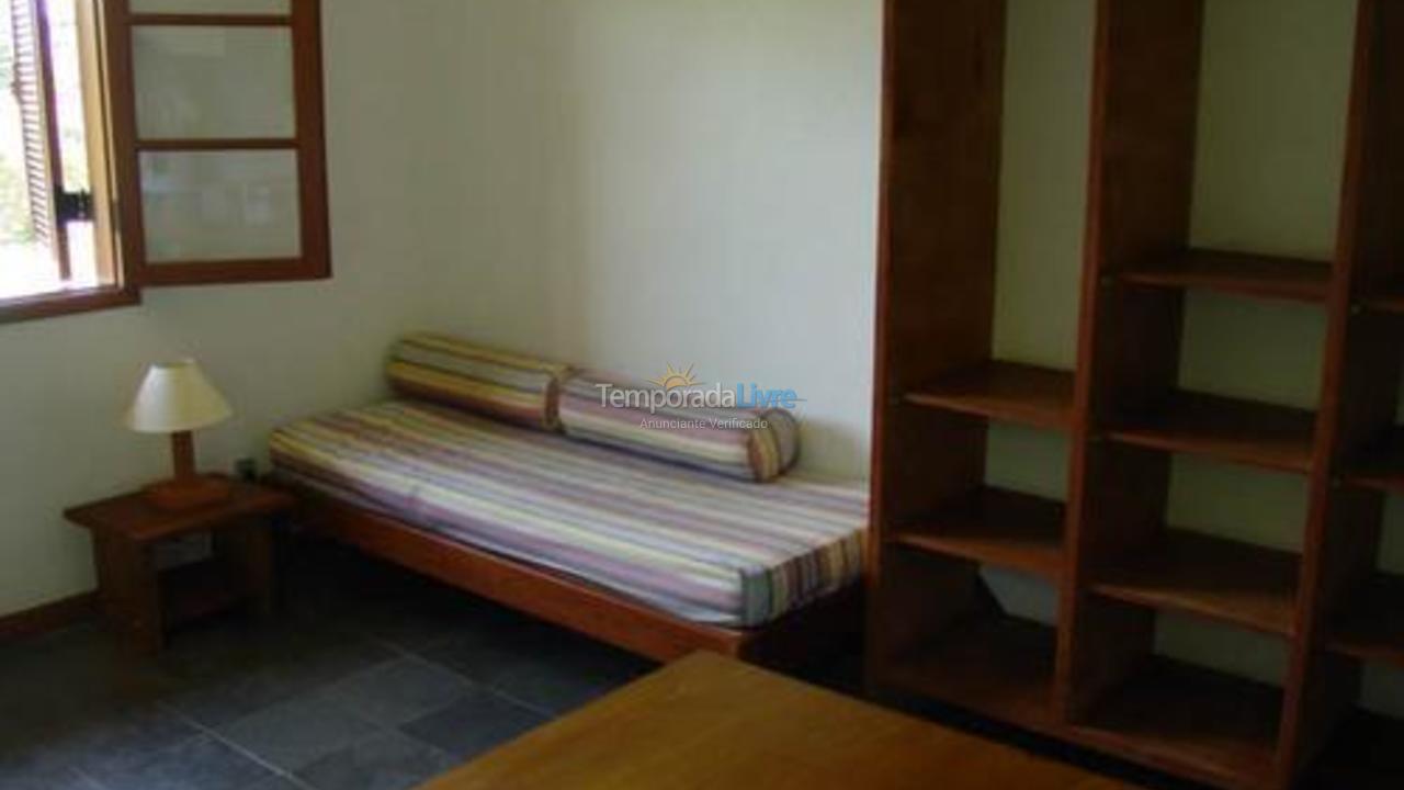 Apartment for vacation rental in Ubatuba (Enseada)