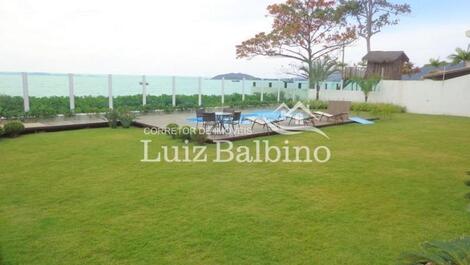 APARTAMENTO FRENTE MAR COM PISCINA!