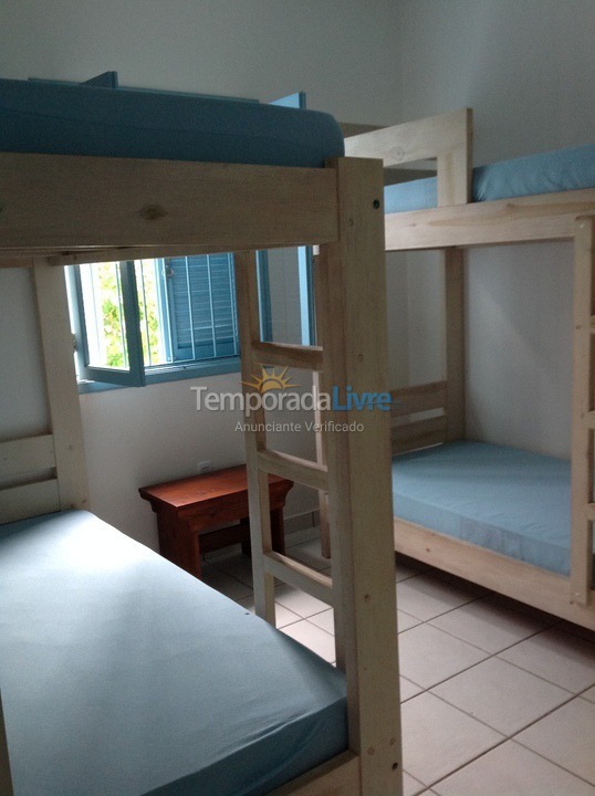 Apartment for vacation rental in Ubatuba (Enseada)